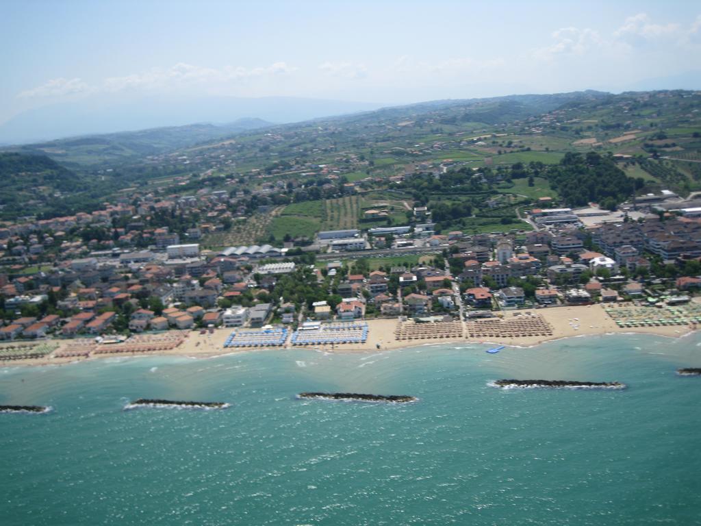 Holiday Dreams Francavilla Al Mare Exterior foto